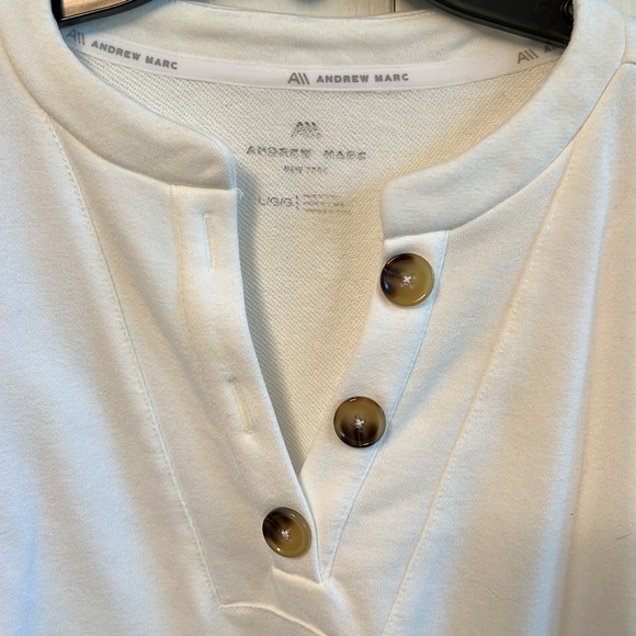 ANDREW MARC TOP NWT - Picture 2 of 4